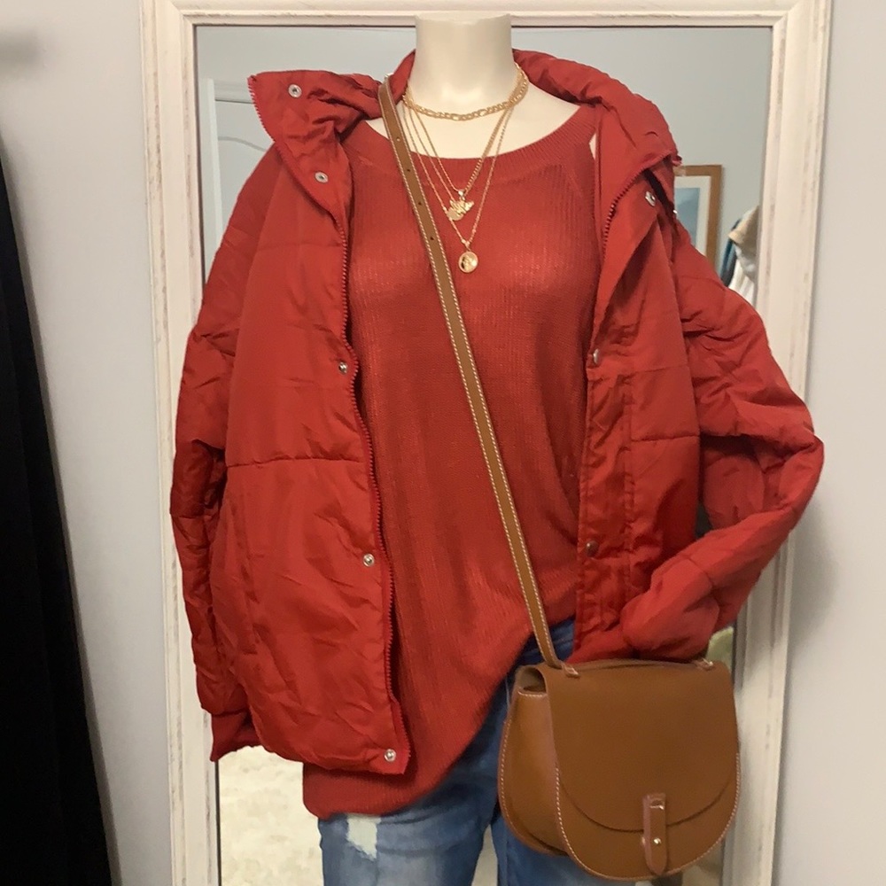 New! Dark Red Puffer Jacket ♥️ - Picture 4 of 8